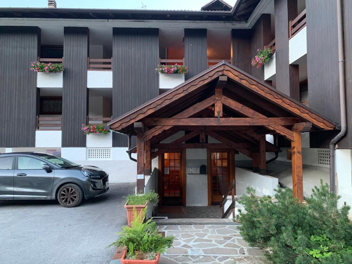 Charming Escape On The Slopes - Apartment Oliver 폴가리다 외부 사진